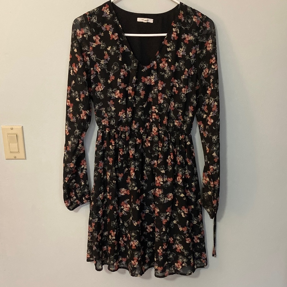 Maurices Black Floral Long-Sleeve Dress